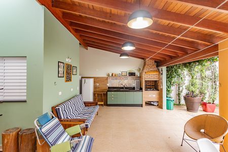 Casa para alugar com 320m², 3 quartos e 3 vagas Casa para alugar com 320m², 3 quartos e 3 vagasÁrea gourmet
