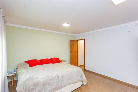 Casa para alugar com 320m², 3 quartos e 3 vagas Casa para alugar com 320m², 3 quartos e 3 vagasSuíte 1