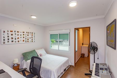 Casa para alugar com 320m², 3 quartos e 3 vagas Casa para alugar com 320m², 3 quartos e 3 vagasSuíte 2
