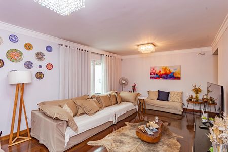 Sala de casa para alugar com 3 quartos, 320m² em Vila Brasilio Machado, São Paulo