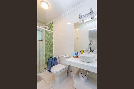 Casa para alugar com 320m², 3 quartos e 3 vagas Casa para alugar com 320m², 3 quartos e 3 vagasBanheiro da Suíte 2