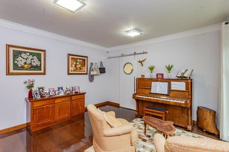 Subsala de casa para alugar com 3 quartos, 320m² em Vila Brasilio Machado, São Paulo