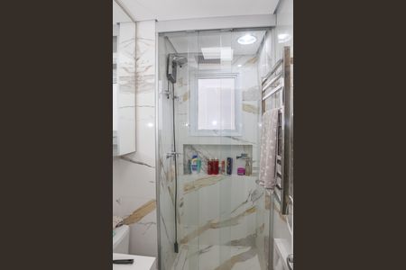 Apartamento à venda com 136m², 3 quartos e 3 vagas Apartamento à venda com 136m², 3 quartos e 3 vagasBanheiro da Suíte 2