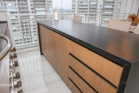 Apartamento à venda com 136m², 3 quartos e 3 vagas Apartamento à venda com 136m², 3 quartos e 3 vagasSala e Varanda Gourmet