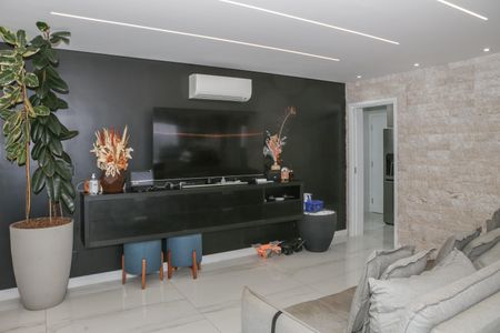 Apartamento à venda com 136m², 3 quartos e 3 vagas Apartamento à venda com 136m², 3 quartos e 3 vagasSala e Varanda Gourmet