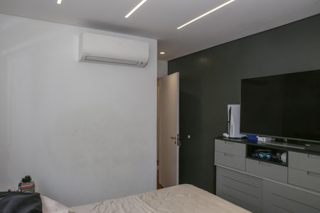 Apartamento à venda com 136m², 3 quartos e 3 vagas Apartamento à venda com 136m², 3 quartos e 3 vagasSuíte 2