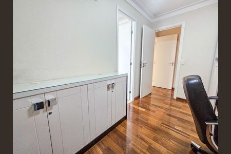 Apartamento para alugar com 167m², 4 quartos e 3 vagas Apartamento para alugar com 167m², 4 quartos e 3 vagasSuite 1