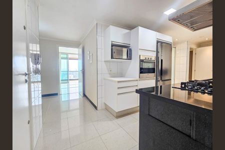 Cozinha de apartamento à venda com 4 quartos, 167m² em Brooklin, São Paulo