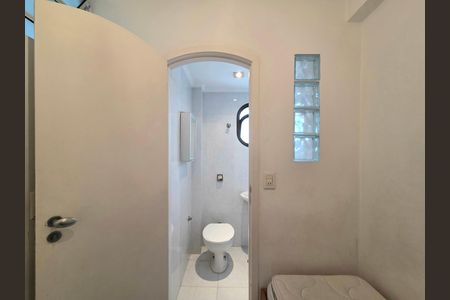 Apartamento à venda com 233m², 3 quartos e 2 vagasQuarto de Serviço