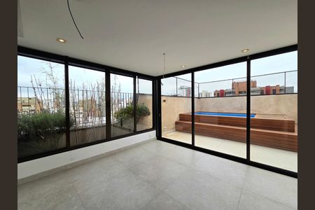 Apartamento à venda com 233m², 3 quartos e 2 vagasCobertura