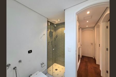Apartamento à venda com 233m², 3 quartos e 2 vagasBanheiro Social