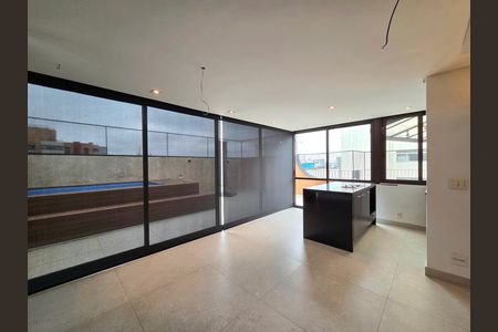 Apartamento à venda com 233m², 3 quartos e 2 vagasCobertura