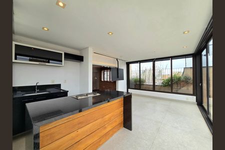 Apartamento à venda com 233m², 3 quartos e 2 vagasCobertura