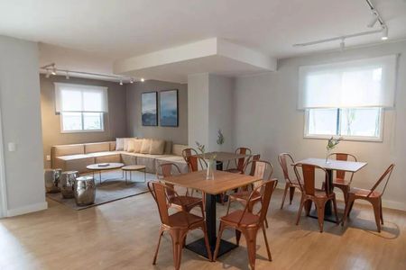Apartamento à venda com 51m², 2 quartos e 1 vaga Apartamento à venda com 51m², 2 quartos e 1 vagaÁrea comum - Salão de festas