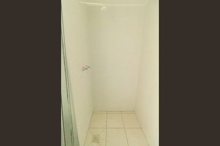 Apartamento à venda com 51m², 2 quartos e 1 vaga Apartamento à venda com 51m², 2 quartos e 1 vagaBanheiro