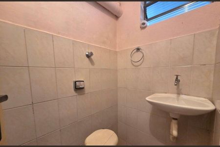 Banheiro de casa para alugar com 3 quartos, 234m² em Jardim Caxambu, Jundiaí