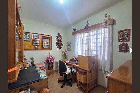 Quarto de casa para alugar com 3 quartos, 234m² em Jardim Caxambu, Jundiaí