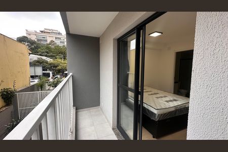 Studio para alugar com 27m², 1 quarto e sem vaga