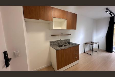 Studio para alugar com 27m², 1 quarto e sem vaga