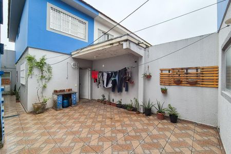 Casa à venda com 115m², 2 quartos e 2 vagasQuintal