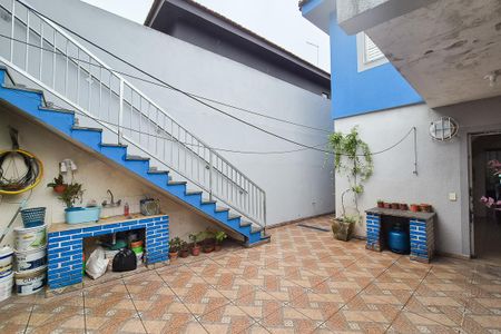 Casa à venda com 115m², 2 quartos e 2 vagasQuintal