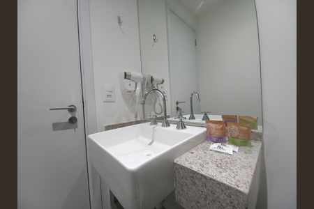 Studio para alugar com 24m², 1 quarto e sem vaga Studio para alugar com 24m², 1 quarto e sem vagaBanheiro