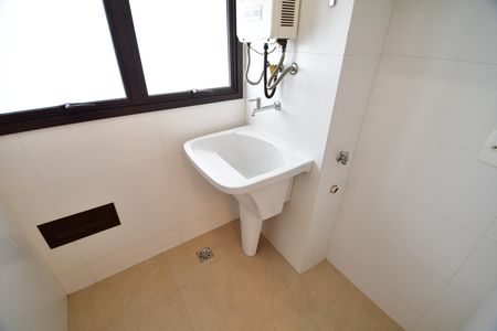Apartamento para alugar com 57m², 1 quarto e 1 vagaÁrea de Serviço