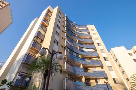 Apartamento à venda com 93m², 3 quartos e 2 vagasFachada