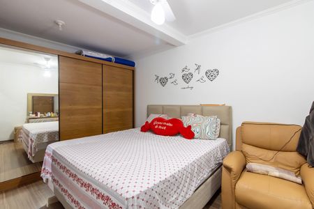 Casa à venda com 125m², 2 quartos e 2 vagas Casa à venda com 125m², 2 quartos e 2 vagasSuíte 1