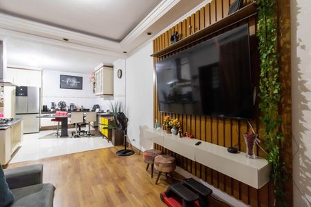 Casa à venda com 125m², 2 quartos e 2 vagas Casa à venda com 125m², 2 quartos e 2 vagasSala