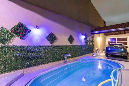 Casa à venda com 125m², 2 quartos e 2 vagas Casa à venda com 125m², 2 quartos e 2 vagasQuintal