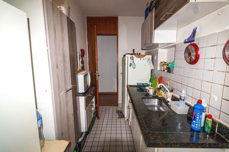 Apartamento à venda com 54m², 2 quartos e 1 vagaCozinha e Área de Serviço