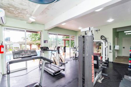 Casa de condomínio à venda com 240m², 3 quartos e 3 vagas Casa de condomínio à venda com 240m², 3 quartos e 3 vagasÁrea comum - Academia