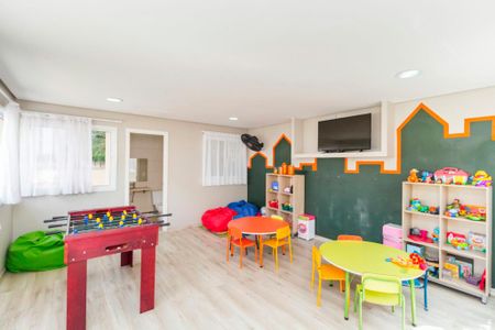 Casa de condomínio à venda com 240m², 3 quartos e 3 vagas Casa de condomínio à venda com 240m², 3 quartos e 3 vagasBrinquedoteca