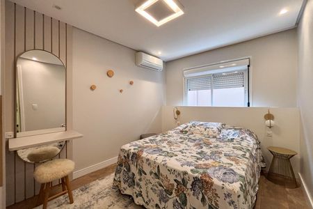 Casa de condomínio à venda com 240m², 3 quartos e 3 vagas Casa de condomínio à venda com 240m², 3 quartos e 3 vagasQuarto 3