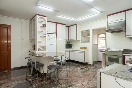 Apartamento à venda com 220m², 3 quartos e 3 vagas Apartamento à venda com 220m², 3 quartos e 3 vagasCozinha