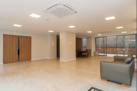 Apartamento à venda com 220m², 3 quartos e 3 vagas Apartamento à venda com 220m², 3 quartos e 3 vagasÁrea comum - Salão de Festas