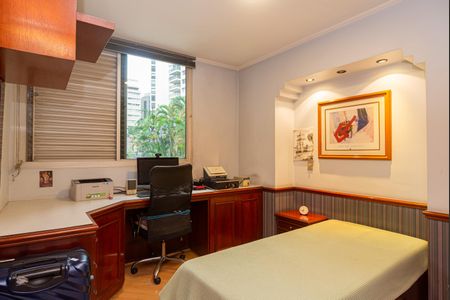 Apartamento à venda com 220m², 3 quartos e 3 vagas