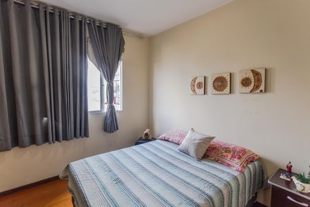 Apartamento à venda com 170m², 4 quartos e 2 vagas Apartamento à venda com 170m², 4 quartos e 2 vagasQuarto 2