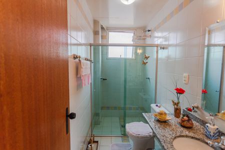 Apartamento à venda com 170m², 4 quartos e 2 vagas Apartamento à venda com 170m², 4 quartos e 2 vagasBanheiro Social