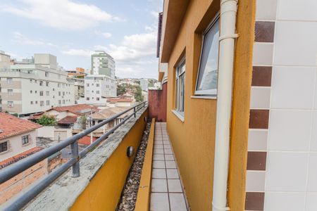 Apartamento à venda com 170m², 4 quartos e 2 vagas Apartamento à venda com 170m², 4 quartos e 2 vagasCobertura
