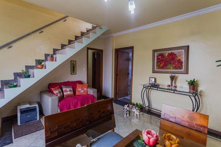 Apartamento à venda com 170m², 4 quartos e 2 vagas Apartamento à venda com 170m², 4 quartos e 2 vagasSala 1