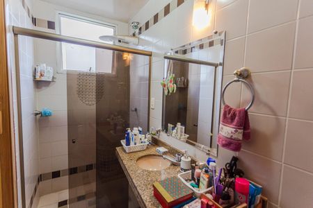 Apartamento à venda com 170m², 4 quartos e 2 vagas Apartamento à venda com 170m², 4 quartos e 2 vagasBanheiro da Suíte 1