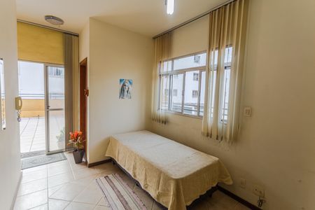 Apartamento à venda com 170m², 4 quartos e 2 vagas Apartamento à venda com 170m², 4 quartos e 2 vagasSala 2 na Cobertura