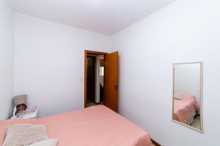 Quarto 1 de apartamento à venda com 2 quartos, 50m² em Colégio Batista, Belo Horizonte