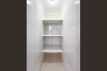 Apartamento para alugar com 70m², 2 quartos e sem vagaDespensa