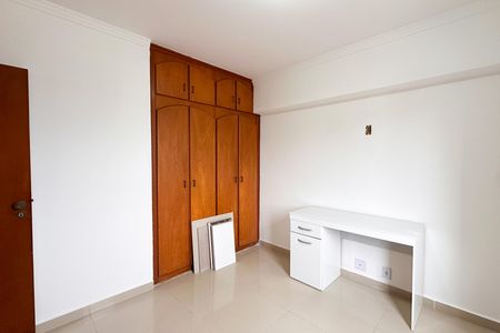 Apartamento para alugar com 70m², 2 quartos e sem vagaQuarto 2