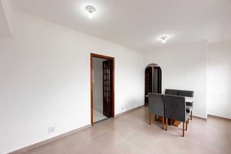 Apartamento para alugar com 70m², 2 quartos e sem vagaSala