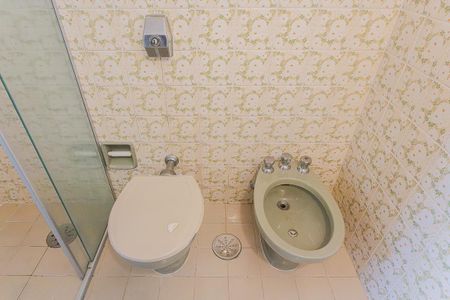 Apartamento à venda com 70m², 2 quartos e 1 vaga Apartamento à venda com 70m², 2 quartos e 1 vagaBanheiro da Suíte