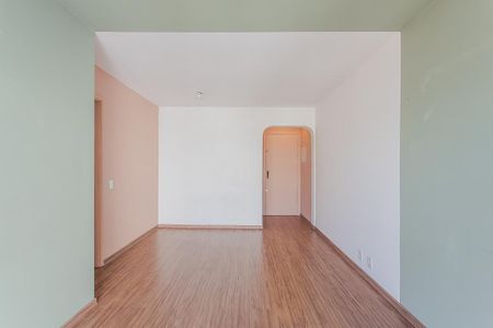 Apartamento à venda com 70m², 2 quartos e 1 vaga Apartamento à venda com 70m², 2 quartos e 1 vagaSala